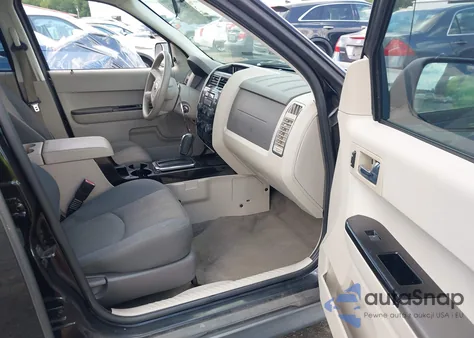 2008 Mazda Tribute S Sport из США, поврежденный, VIN 4F2CZ06138KM26980